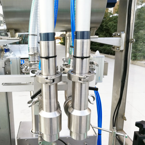 瓶裝香菇醬生產(chǎn)線-香菇醬灌裝機(jī)設(shè)備細(xì)節(jié)展示 瓶裝香菇醬生產(chǎn)線-香菇醬灌裝機(jī)設(shè)備細(xì)節(jié)展示